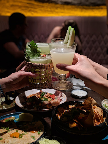 Opinii despre אימפריאל קוקטייל בר în תל אביב-יפו - הסעדה