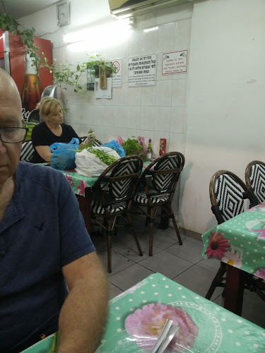 מסעדת ניסים הקבב הכי טעים במדינה. - הסעדה