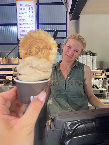 לה גופרה - הסעדה