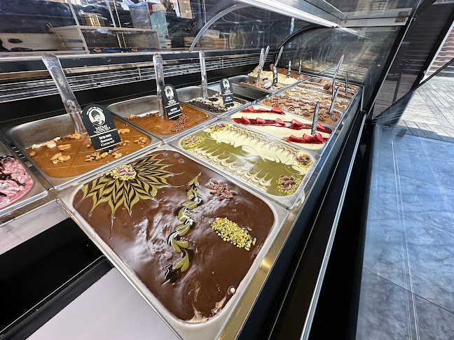 מימי מול החוף וויליג׳ - הסעדה