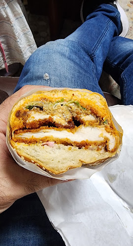 חלה אזור - הסעדה