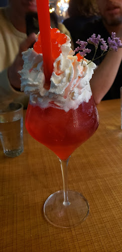 שדרות ירושלים 220, חולון