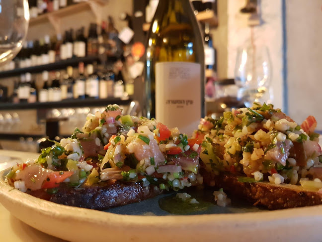 Opinii despre Nahum wine house נחום בית יין în חיפה - הסעדה