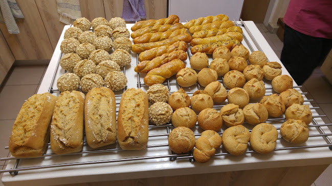 ברינה בייקרי - הסעדה