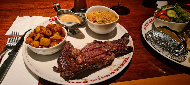 דיקסי גריל בר