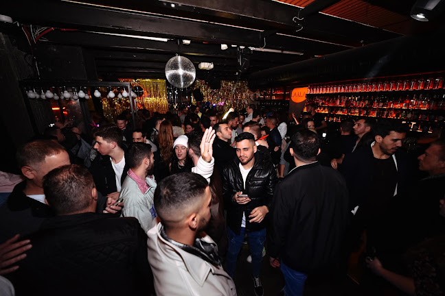 Comentarii opinii despre Layla