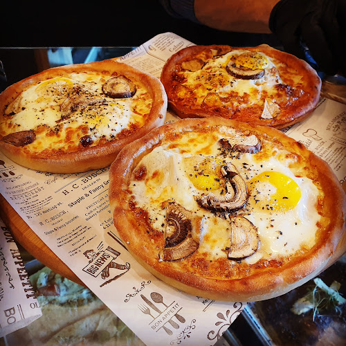 Comentarii opinii despre Boutique Bakery