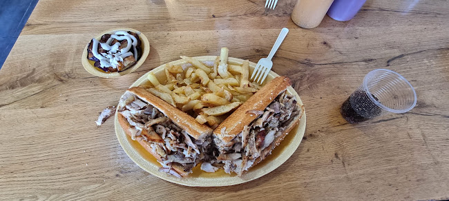 אליקוס שווארמה וגריל ישראלי