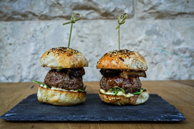 Mojo's - ירושלים