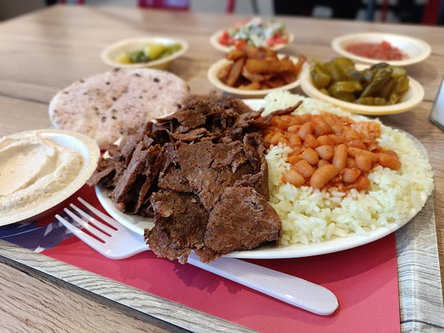 שווארמה הרצל 2 - הסעדה