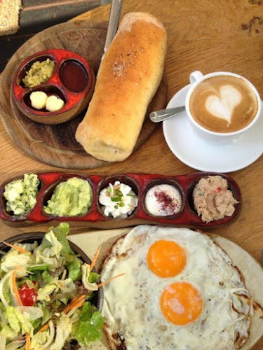 בן ציון מיכאלי 20, הרצליה