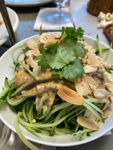 Pop and pope - הסעדה