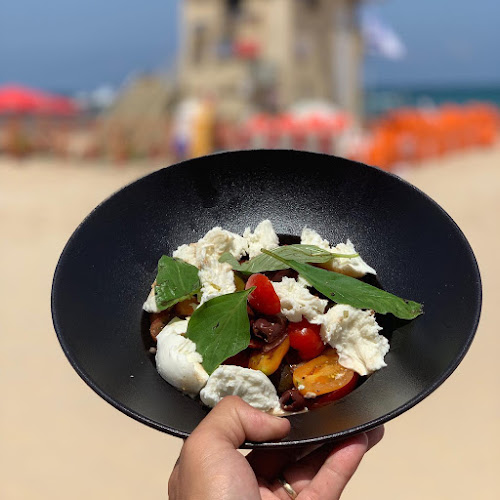 חוף לה מר תל-אביב | La Mer Beach Tel Aviv