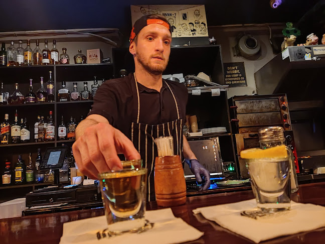 דוברין 7 - הסעדה