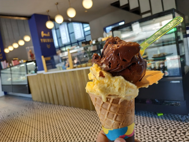 עולי ציון 8, תל אביב-יפו