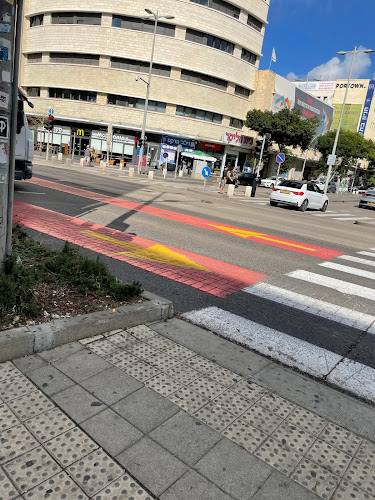 Comentarii opinii despre מקדונלד'ס - שער פלמר