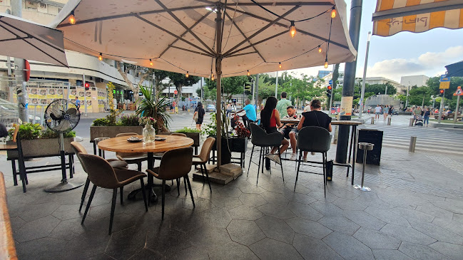 לה שוק - הסעדה