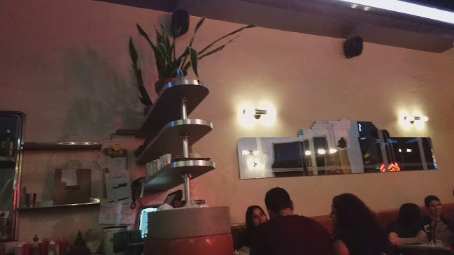 אמריקה בורגרס - תל אביב-יפו