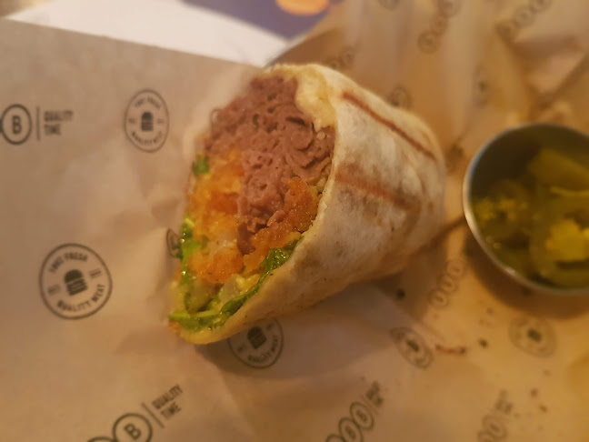 Burgus Burger Bar נתניה - הסעדה