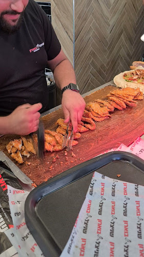 שניצל בוארון - הסעדה