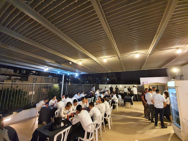 מסעדת ליל שישי בגג