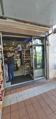 Opinii despre כיכר הלחם, נתניה în נתניה - הסעדה