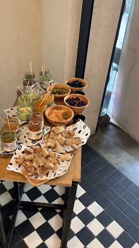 לחם ארז שינקין - הסעדה