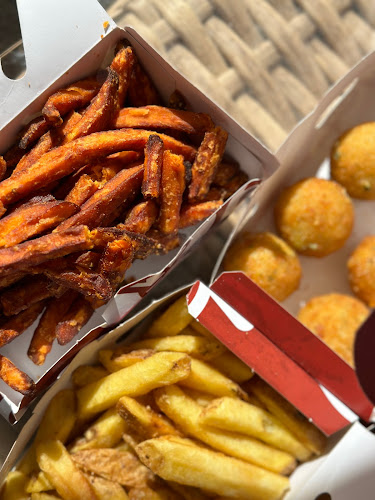 Comentarii opinii despre M32 burger