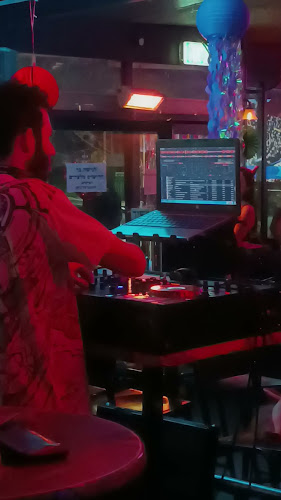 נישה בר - הסעדה