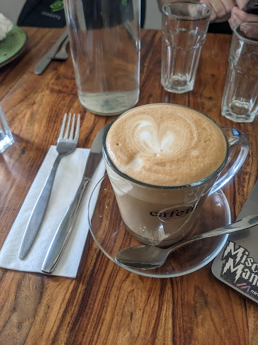 Opinii despre קפאין נווה-שאנן Cafein în חיפה - הסעדה