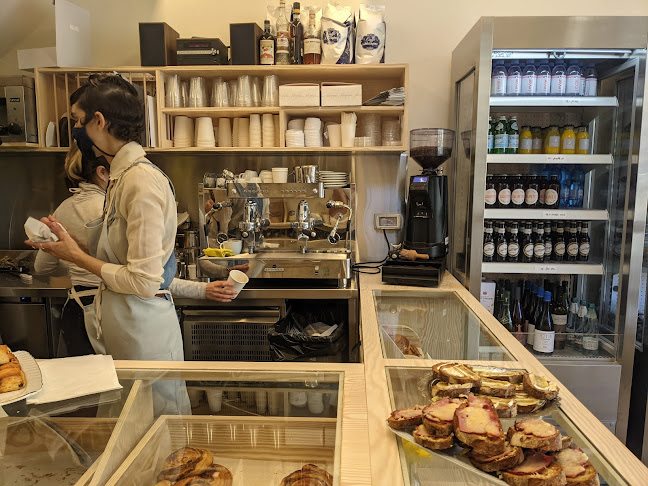 מאפיית האומנים - הסעדה