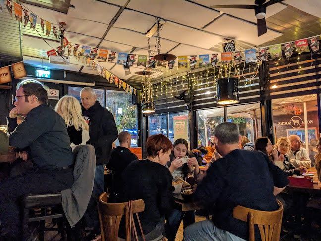 נולה סוקס פאב - הסעדה