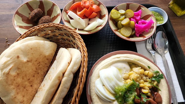 חומוס הגבעה - הסעדה