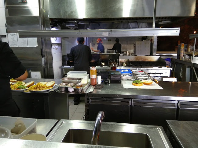 יומנגס כפר סבא - כפר סבא