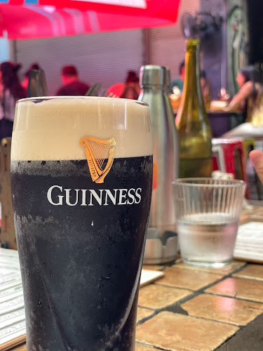 Opinii despre AKBAR בשוק הפשפשים אקבר - בר מסעדה în תל אביב-יפו - הסעדה