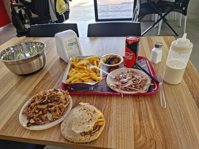 שווארמה בעיר - הסעדה