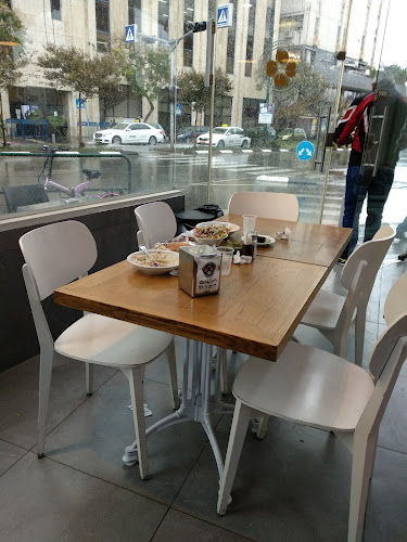 Opinii despre חומוס הכרם în תל אביב-יפו - הסעדה