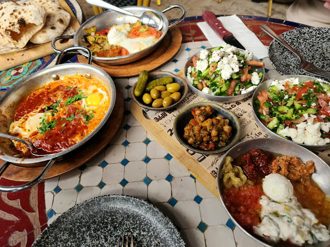 אלמנזול, ג'וליס