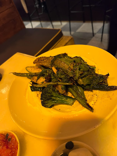 צ'נה תל אביב - הסעדה