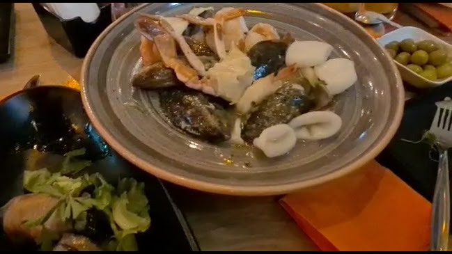 פטרה חוף הקשתות אשדוד - הסעדה