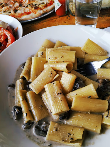 איטלקיה בפשפשים - תל אביב-יפו