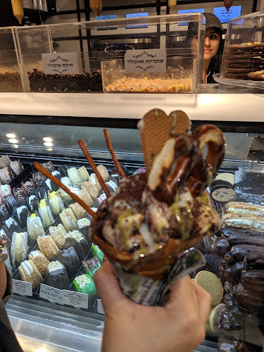 קרמרי דה ל'אקלר - הסעדה