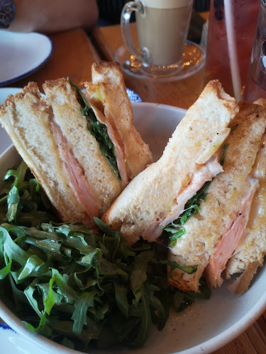 לנדוור - הסעדה