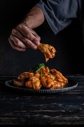 Bariloche- מסעדה דרום אמריקאית - הסעדה