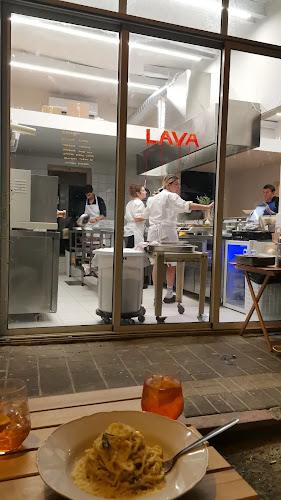 Opinii despre Lava în תל אביב-יפו - הסעדה