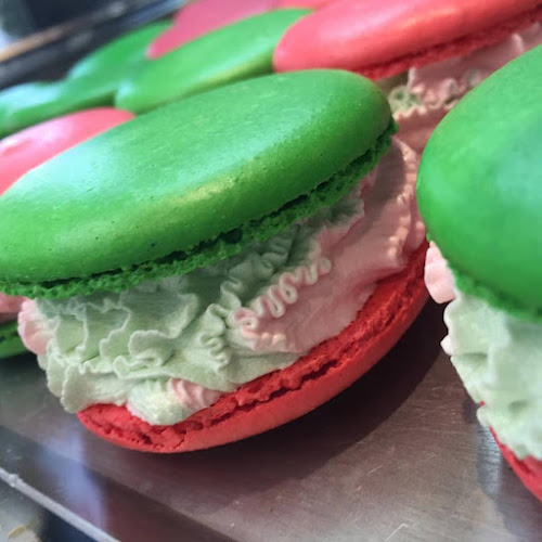 Opinii despre קרמרי דה ל'אקלר în תל אביב-יפו - הסעדה