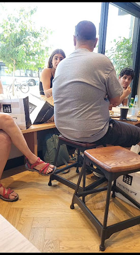 Zeit für Brot - הסעדה