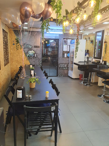 Opinii despre יהללו מבית יא ג'אמעה בשר לנדא חלק (תעודת כשרות - רבנות חיפה מהדרין) în חיפה - הסעדה