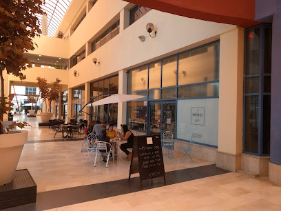 קונדיטורית מרסי - חנות המפעל