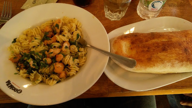 גומבה פתח תקוה - הסעדה